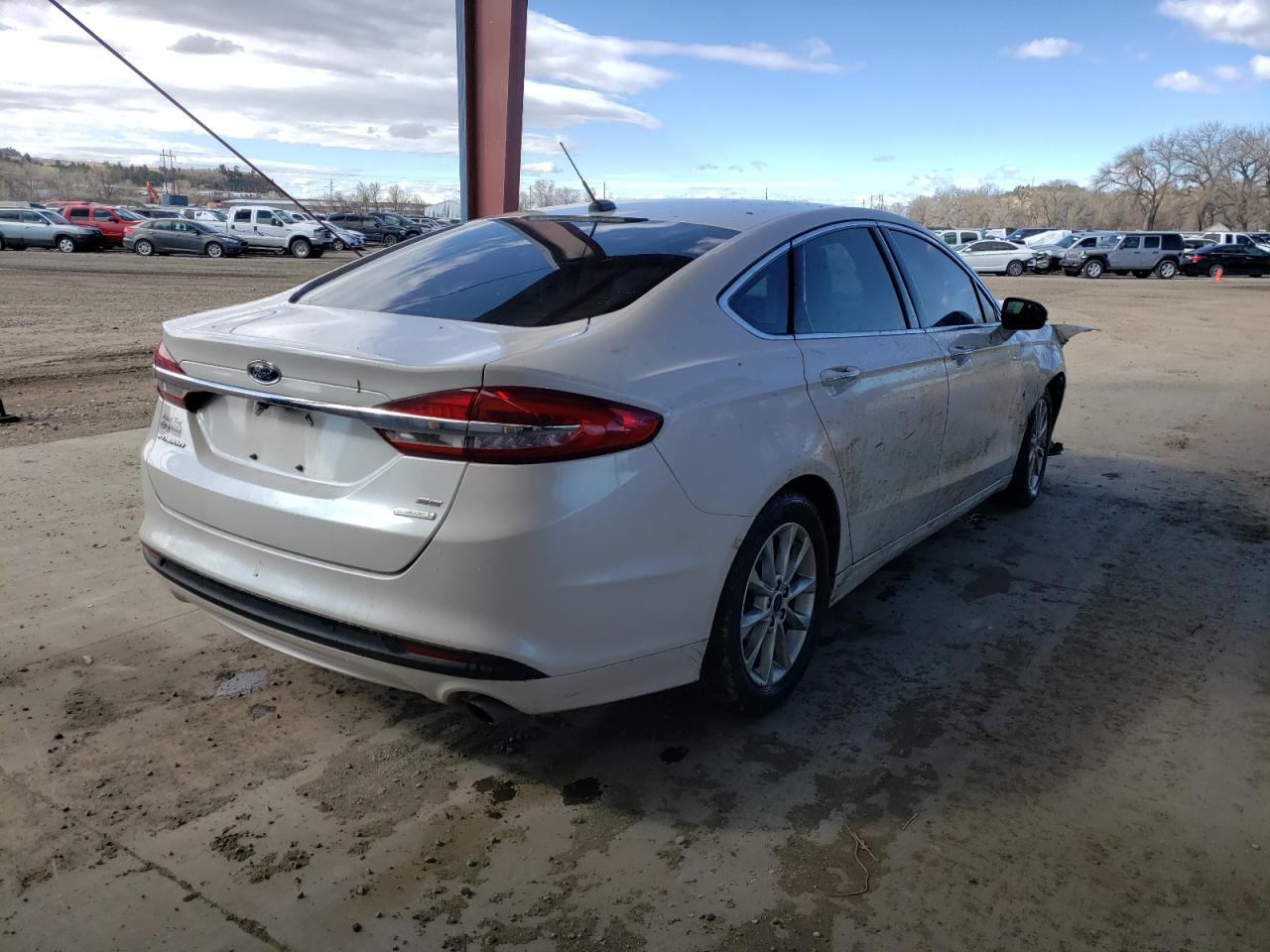 Photo 4 from auction – 2017 FORD FUSION SE with VIN 3FA6P0HDXHR115509