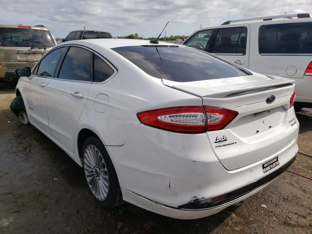 Photo 3 from auction – 2014 FORD FUSION TIT with VIN 3FA6P0RU4ER261401
