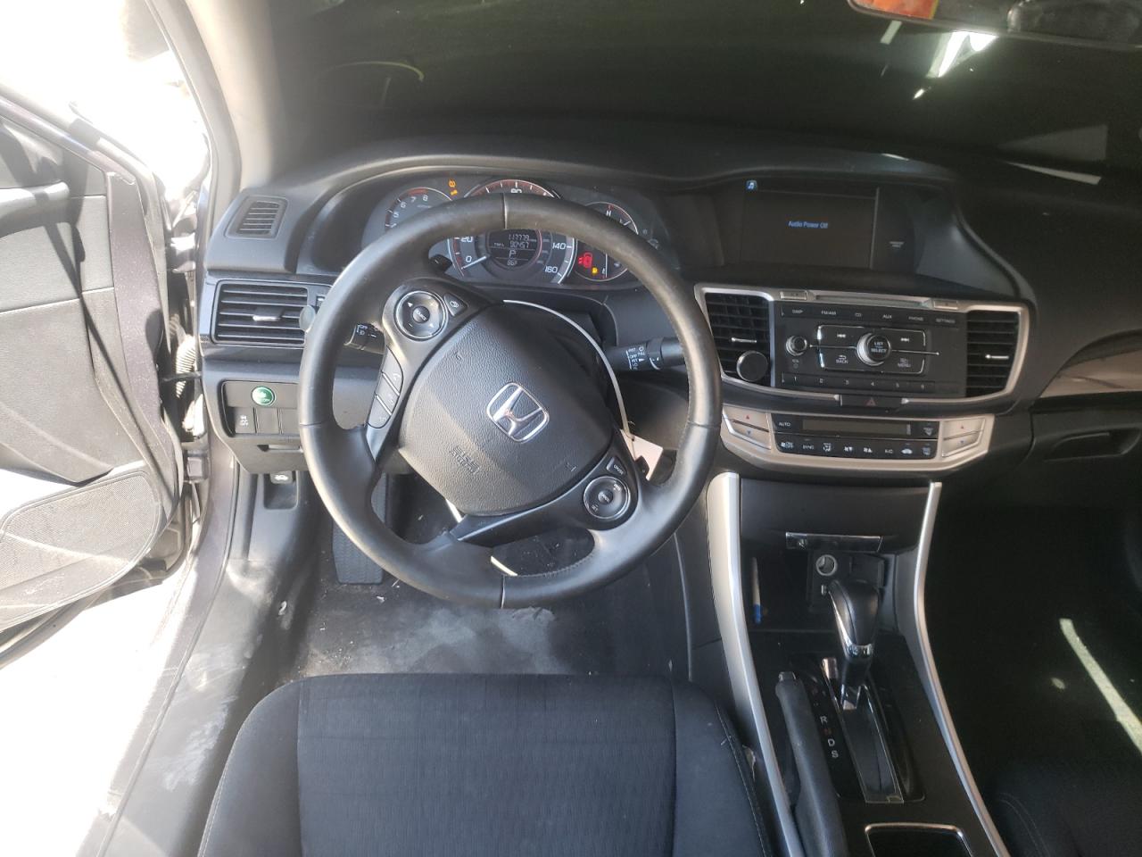 Photo 9 from auction – 2015 HONDA ACCORD SPO with VIN 1HGCR2F54FA065536