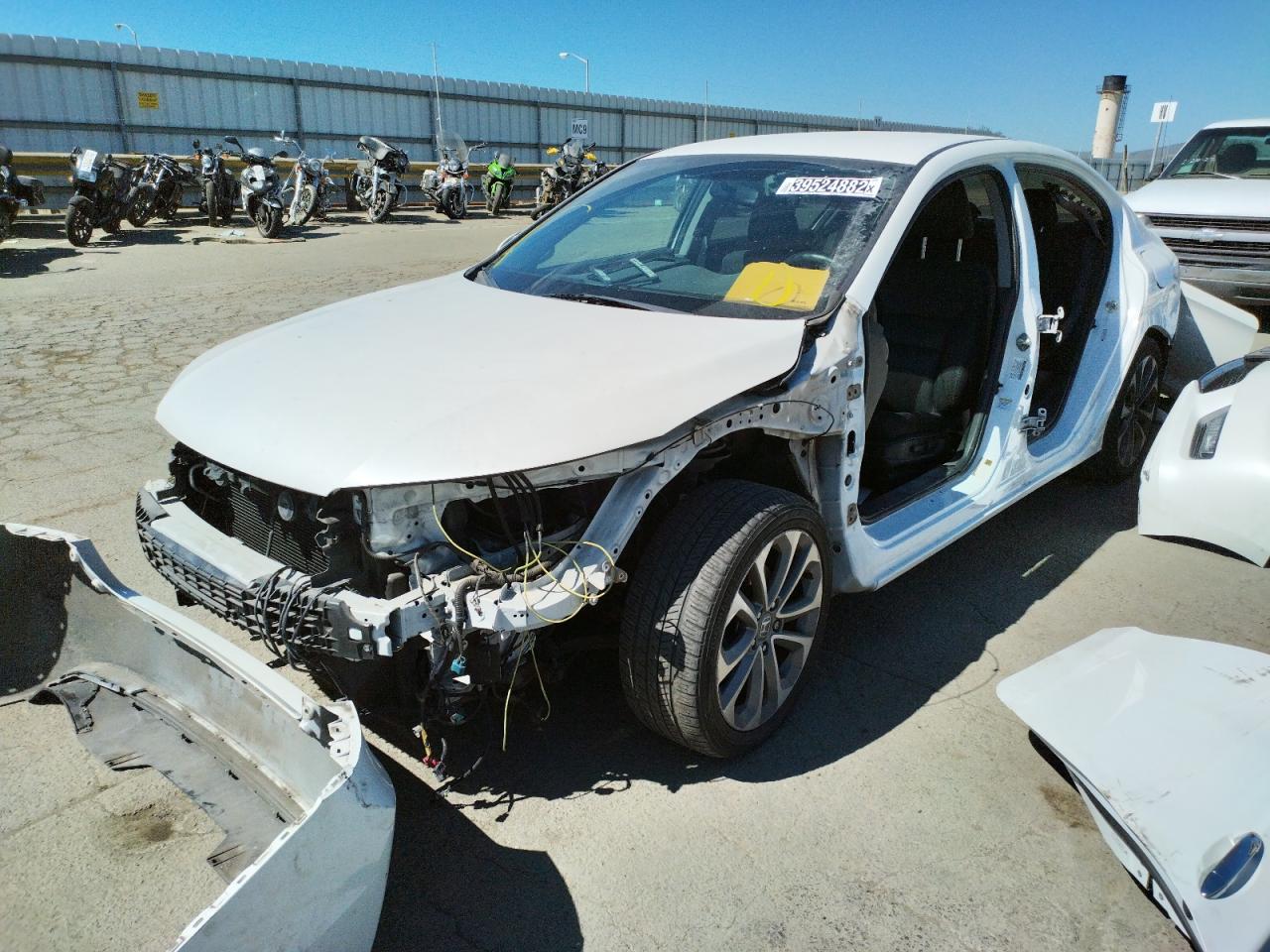 Photo 2 from auction – 2014 HONDA ACCORD SPO with VIN 1HGCR2F59EA027640