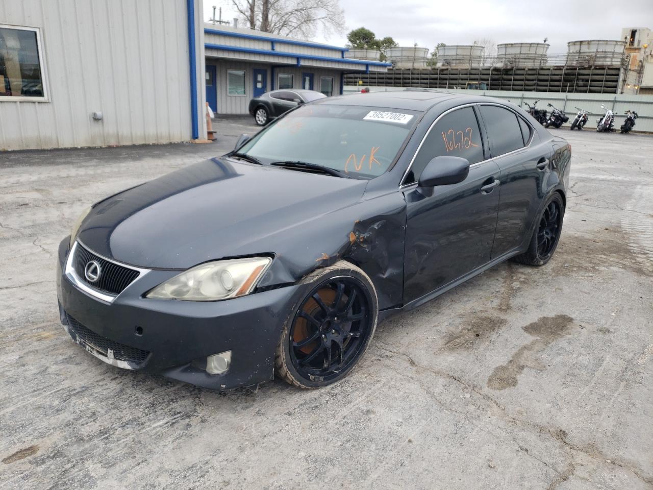 Photo 2 from auction – 2006 LEXUS IS 350 with VIN JTHBE262565010919