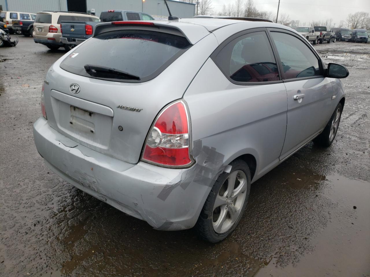 Photo 4 from auction – 2008 HYUNDAI ACCENT SE with VIN KMHCN36C68U077151
