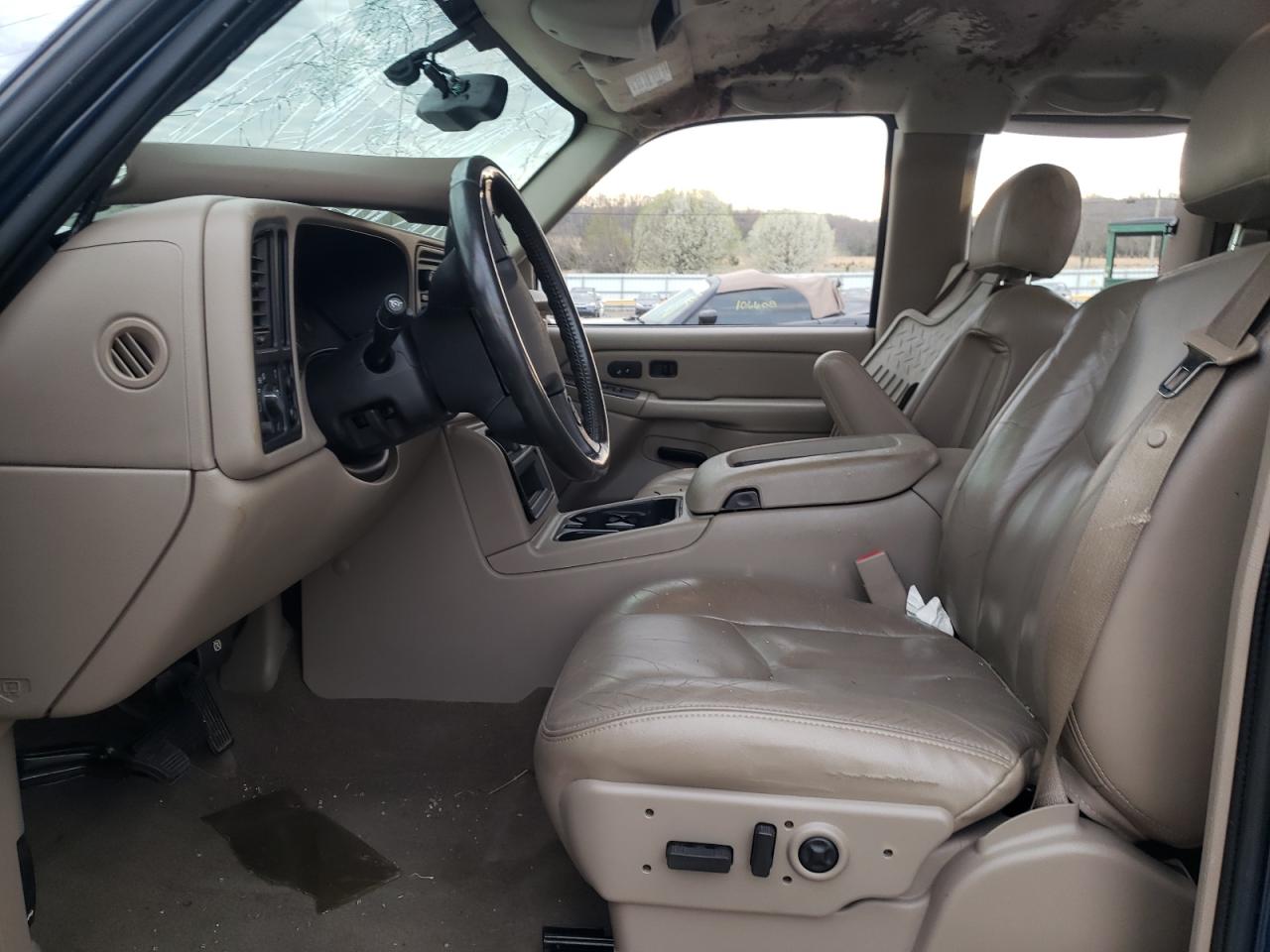 Foto 5 de la subasta – 2004 GMC NEW SIERRA con VIN 2GTEC19T841373040