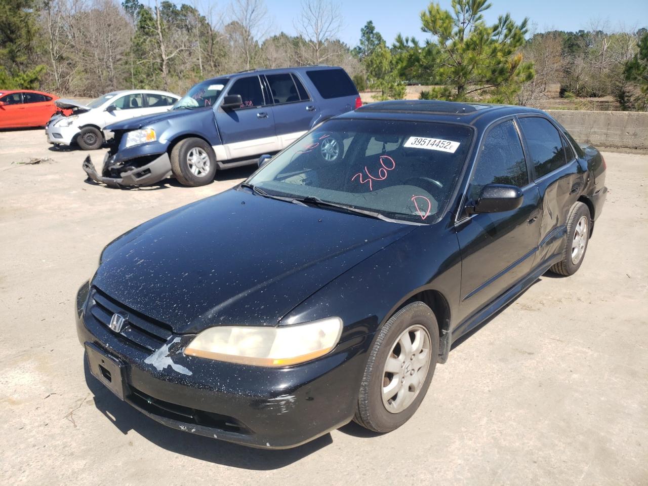 Photo 2 from auction – 2001 HONDA ACCORD with VIN 1HGCG56631A023934