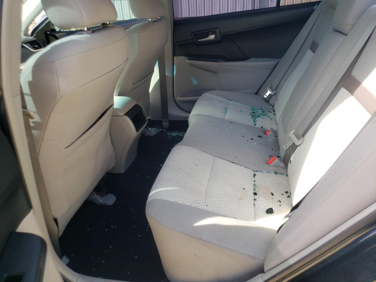 Photo 6 from auction – 2014 TOYOTA CAMRY L with VIN 4T4BF1FK0ER355855