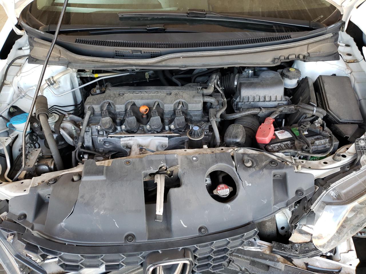 Photo 7 from auction – 2014 HONDA CIVIC LX with VIN 19XFB2F55EE049986