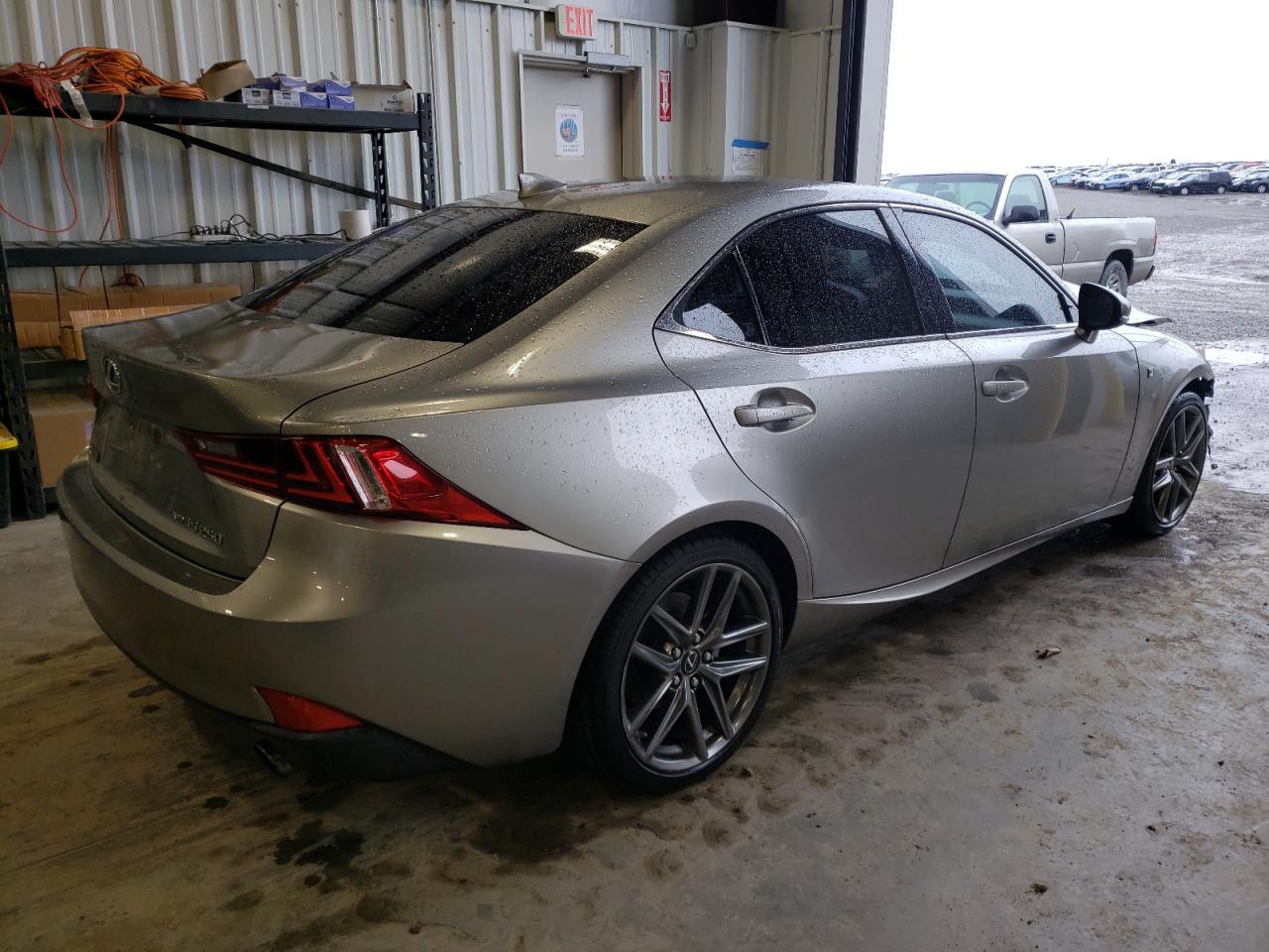 Photo 4 from auction – 2015 LEXUS IS 250 with VIN JTHCF1D26F5022866