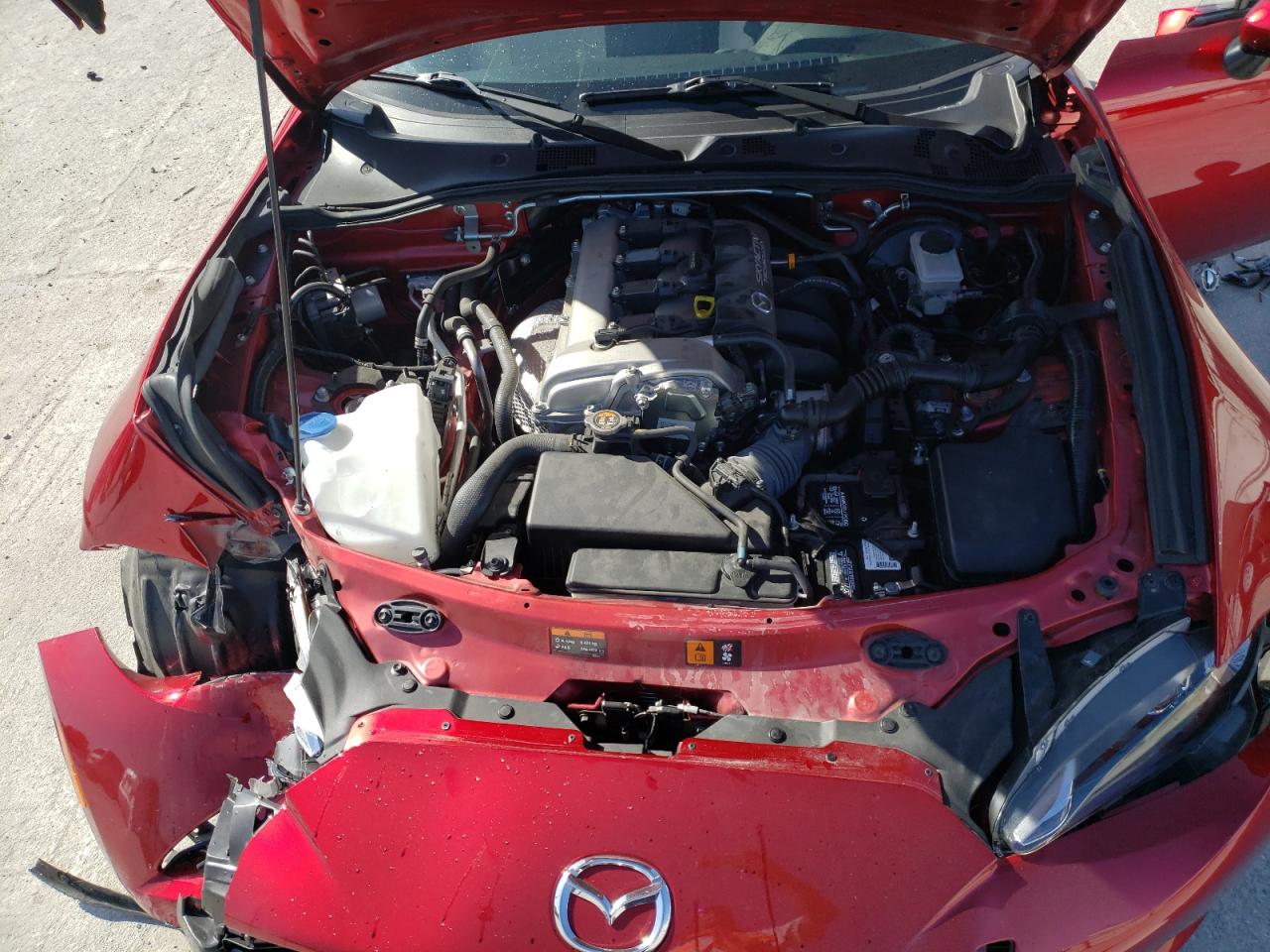 Photo 7 from auction – 2019 MAZDA MX-5 MIATA with VIN JM1NDAM77K0303657