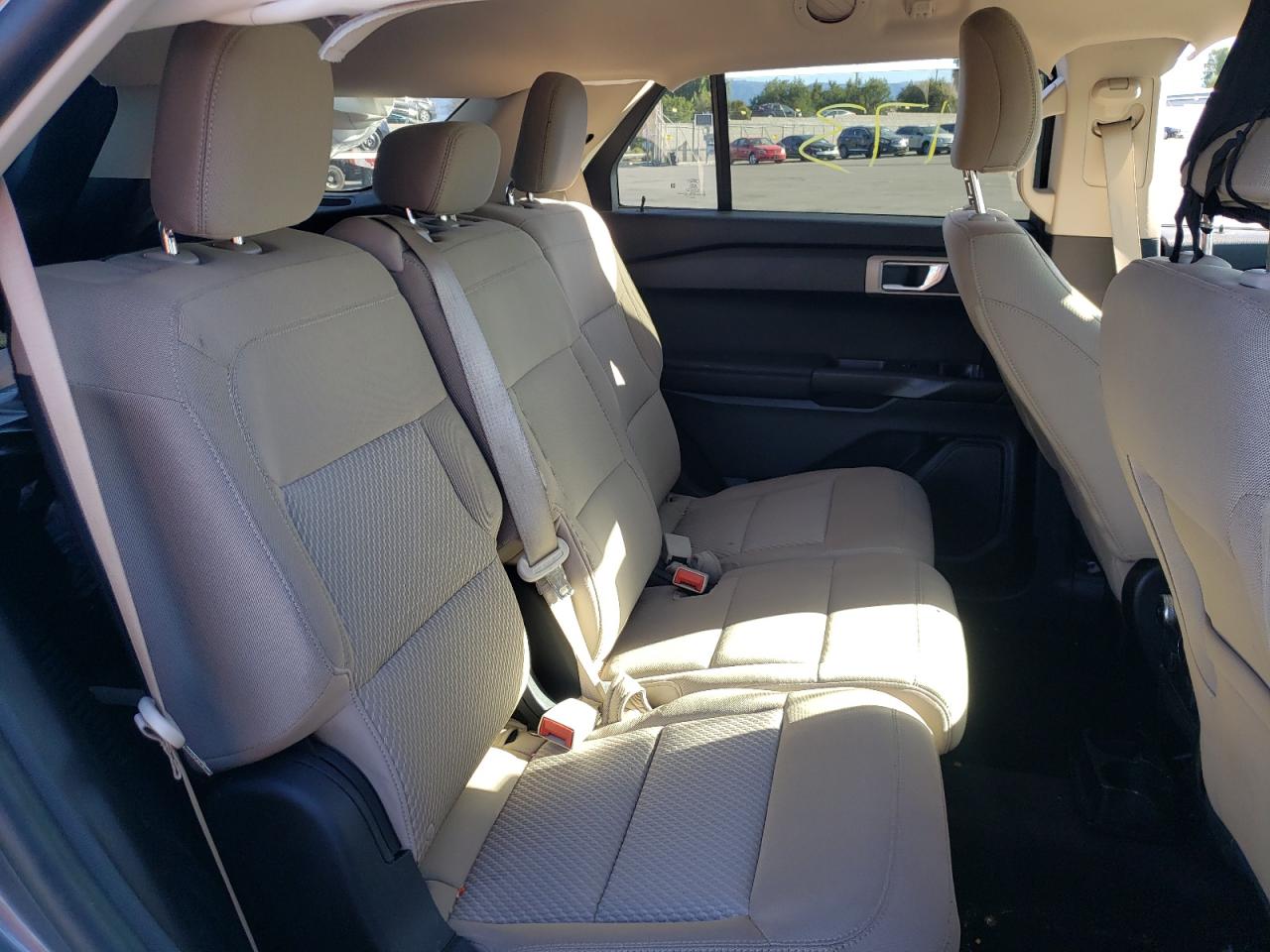 Photo 6 from auction – 2021 FORD EXPLORER with VIN 1FMSK7BH5MGC32567
