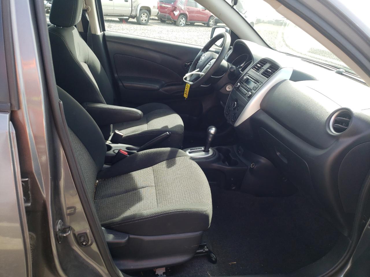 Photo 5 from auction – 2017 NISSAN VERSA S with VIN 3N1CN7AP3HL892216