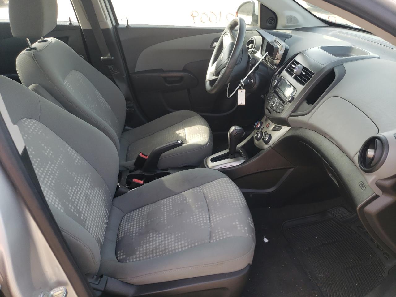 Photo 5 from auction – 2012 CHEVROLET SONIC LS with VIN 1G1JA5SH8C4197815