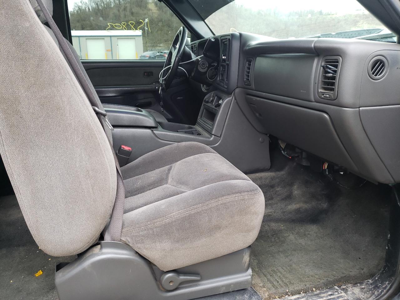 Photo 5 from auction – 2003 GMC NEW SIERRA with VIN 1GTEK19T73Z181603