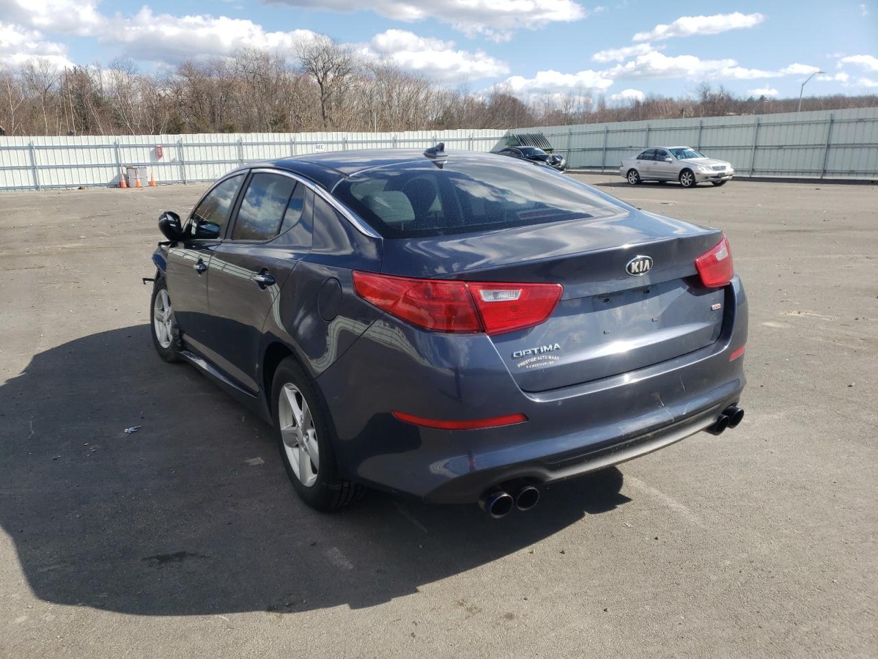 Photo 3 from auction – 2015 KIA OPTIMA LX with VIN KNAGM4A76F5593457
