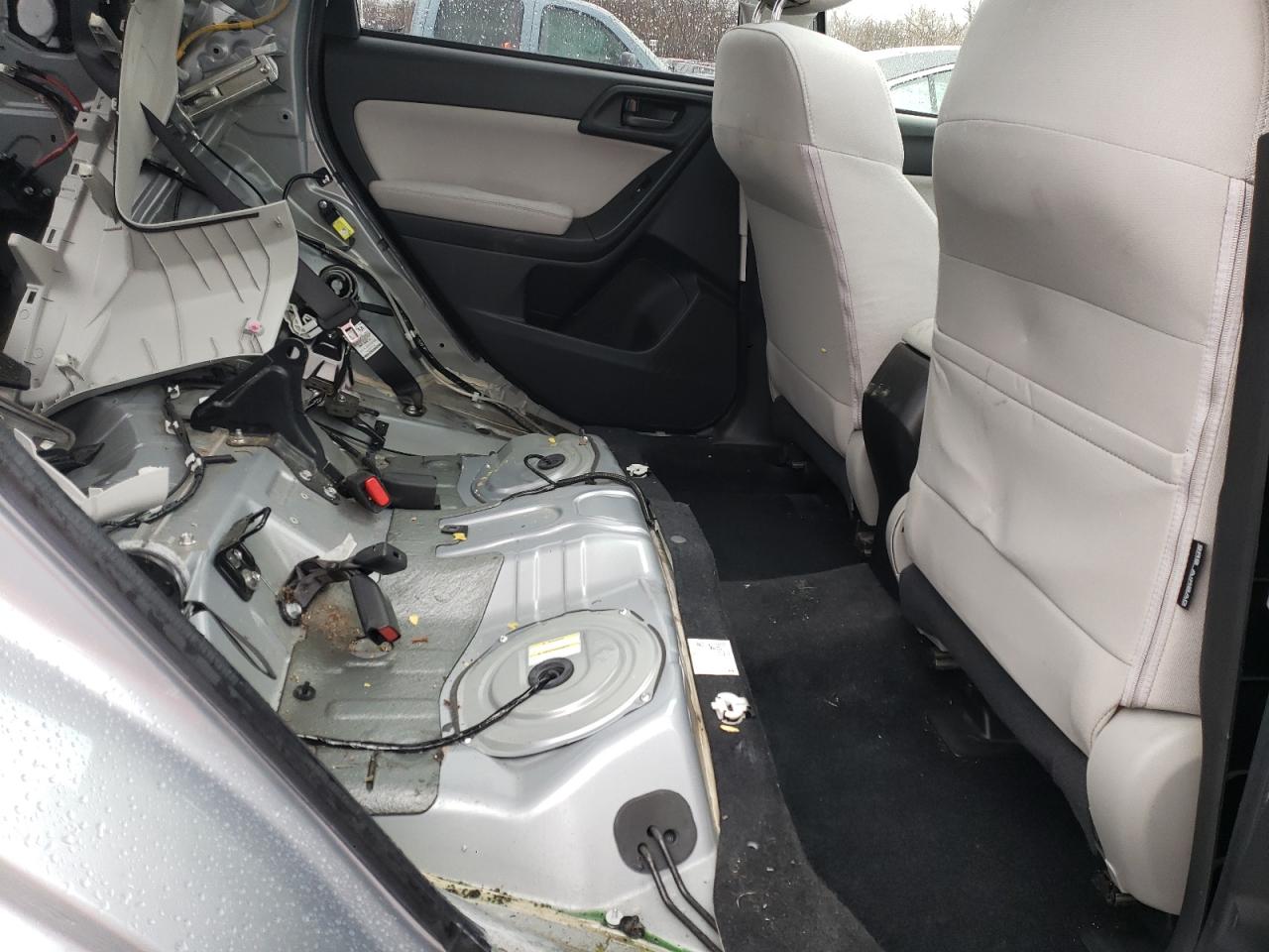 Photo 6 from auction – 2015 SUBARU FORESTER 2 with VIN JF2SJAEC4EH459394
