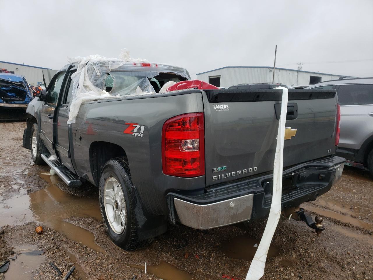Photo 3 from auction – 2011 CHEVROLET SILVERADO with VIN 1GCRKSE34BZ383696
