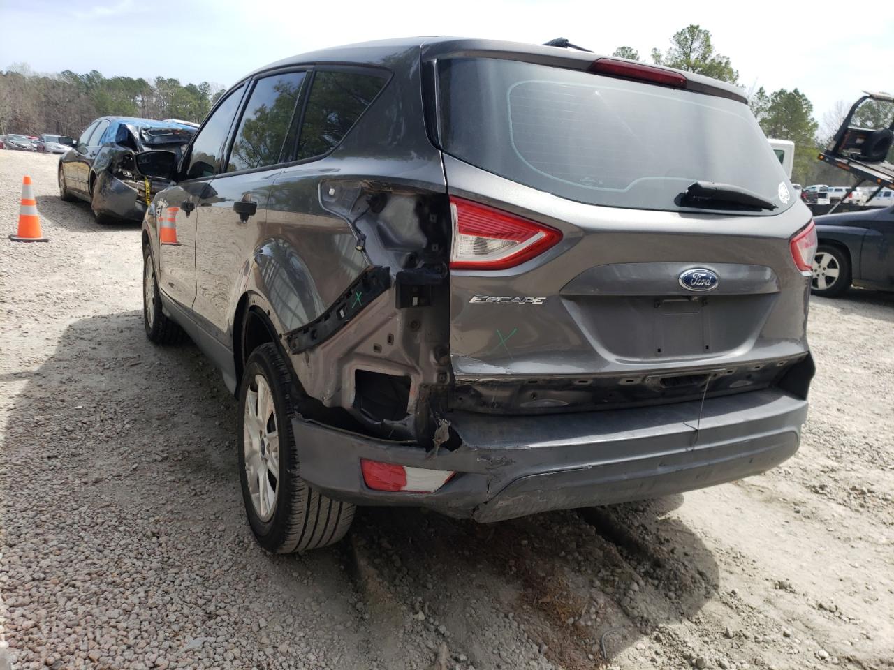 Photo 3 from auction – 2014 FORD ESCAPE S with VIN 1FMCU0F7XEUA11024