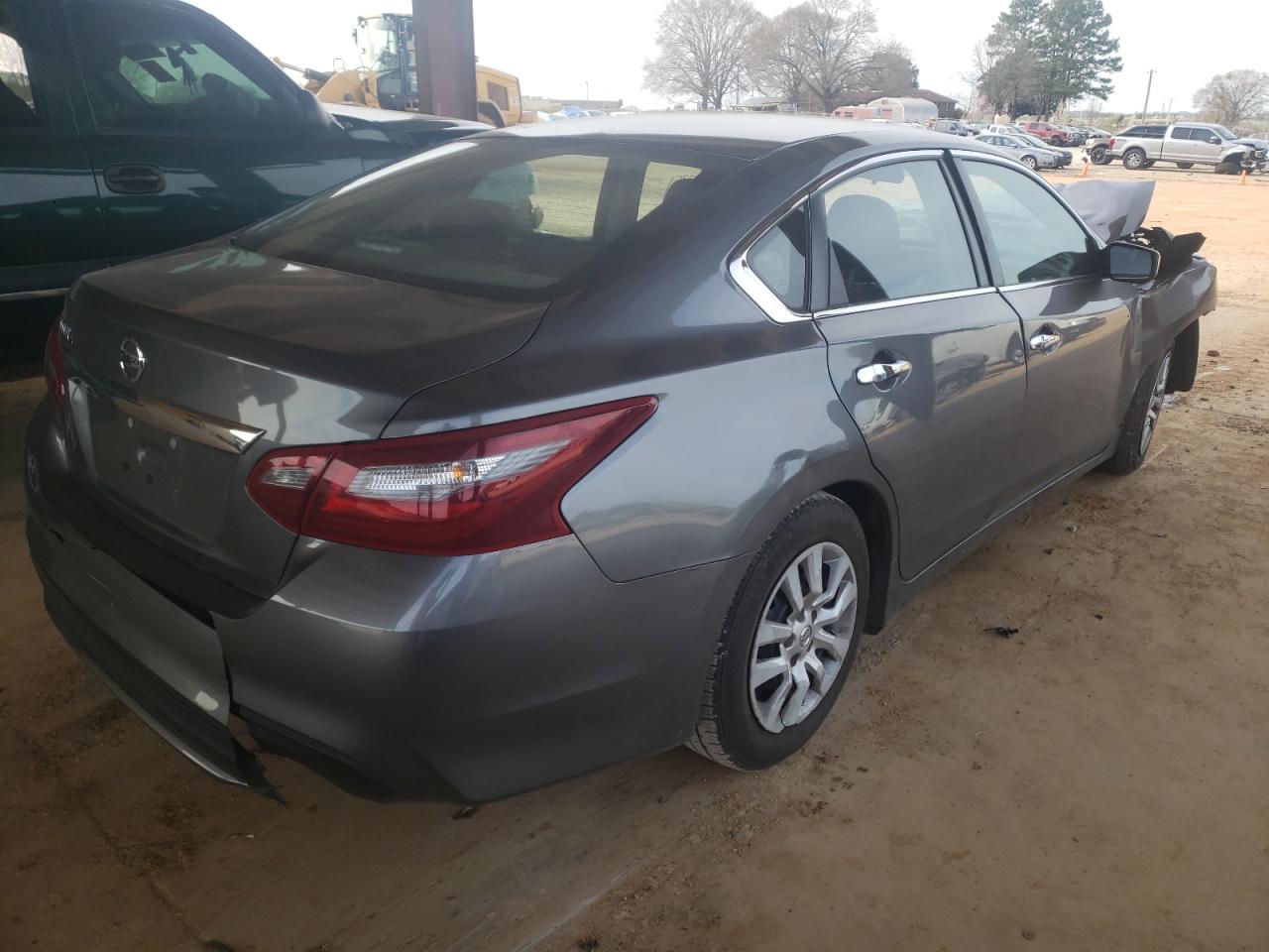 Photo 4 from auction – 2018 NISSAN ALTIMA 2.5 with VIN 1N4AL3AP3JC197065
