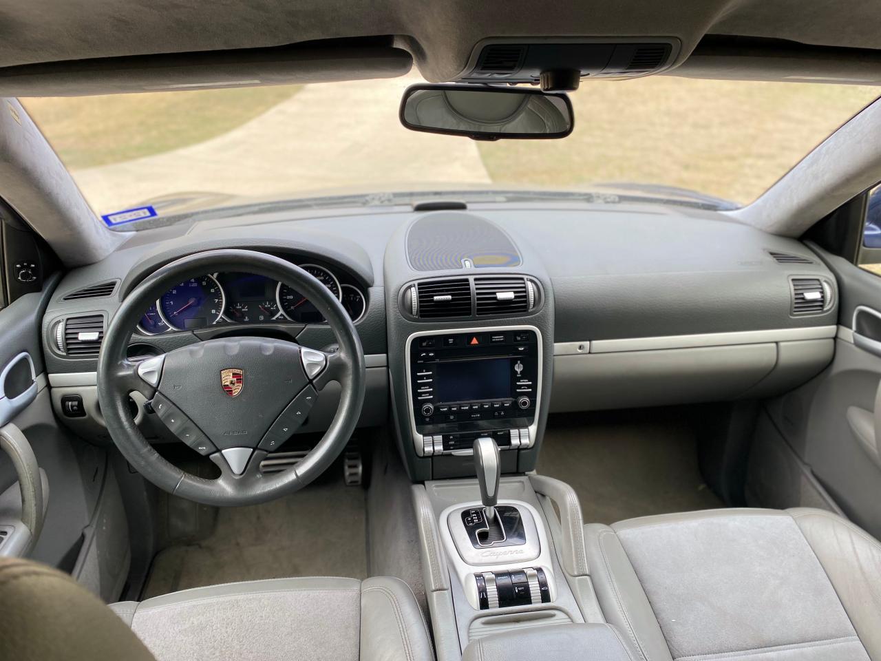 Photo 9 from auction – 2009 PORSCHE CAYENNE GT with VIN WP1AD29P19LA62697