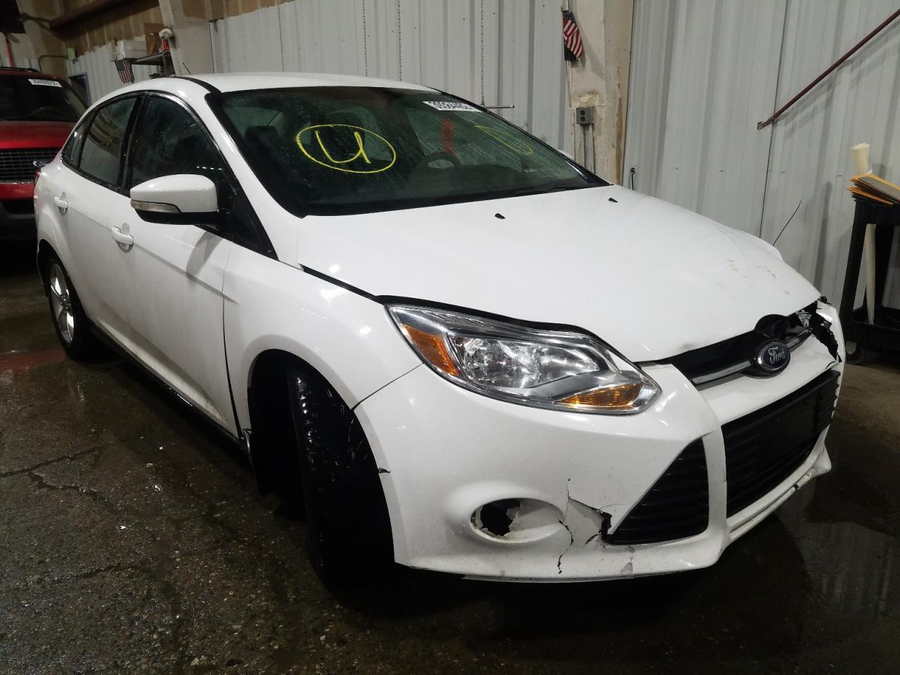 FORD FOCUS SE 2014 with VIN 1FADP3F2XEL132749 - Photo from auction