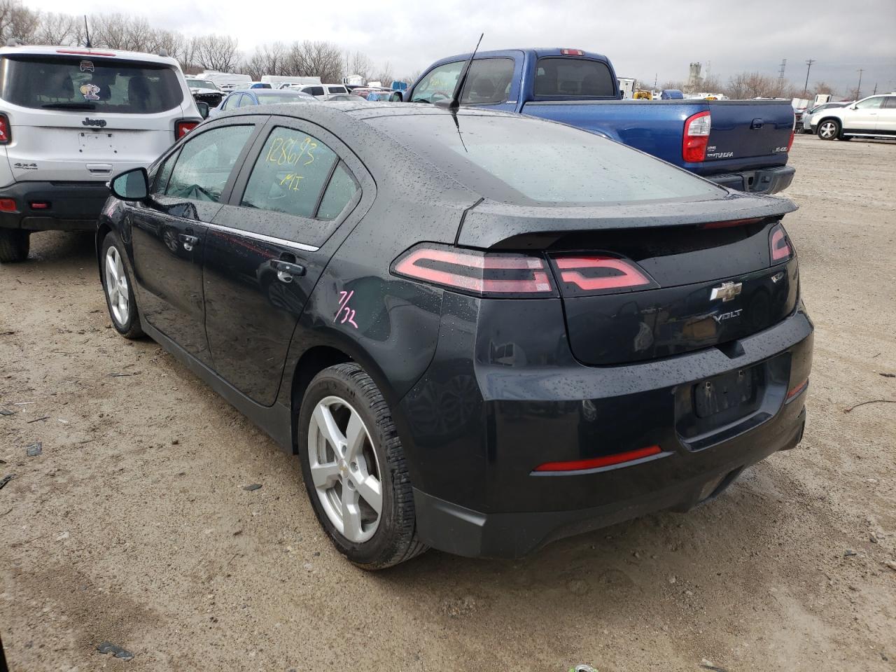 Photo 3 from auction – 2014 CHEVROLET VOLT with VIN 1G1RA6E46EU136676