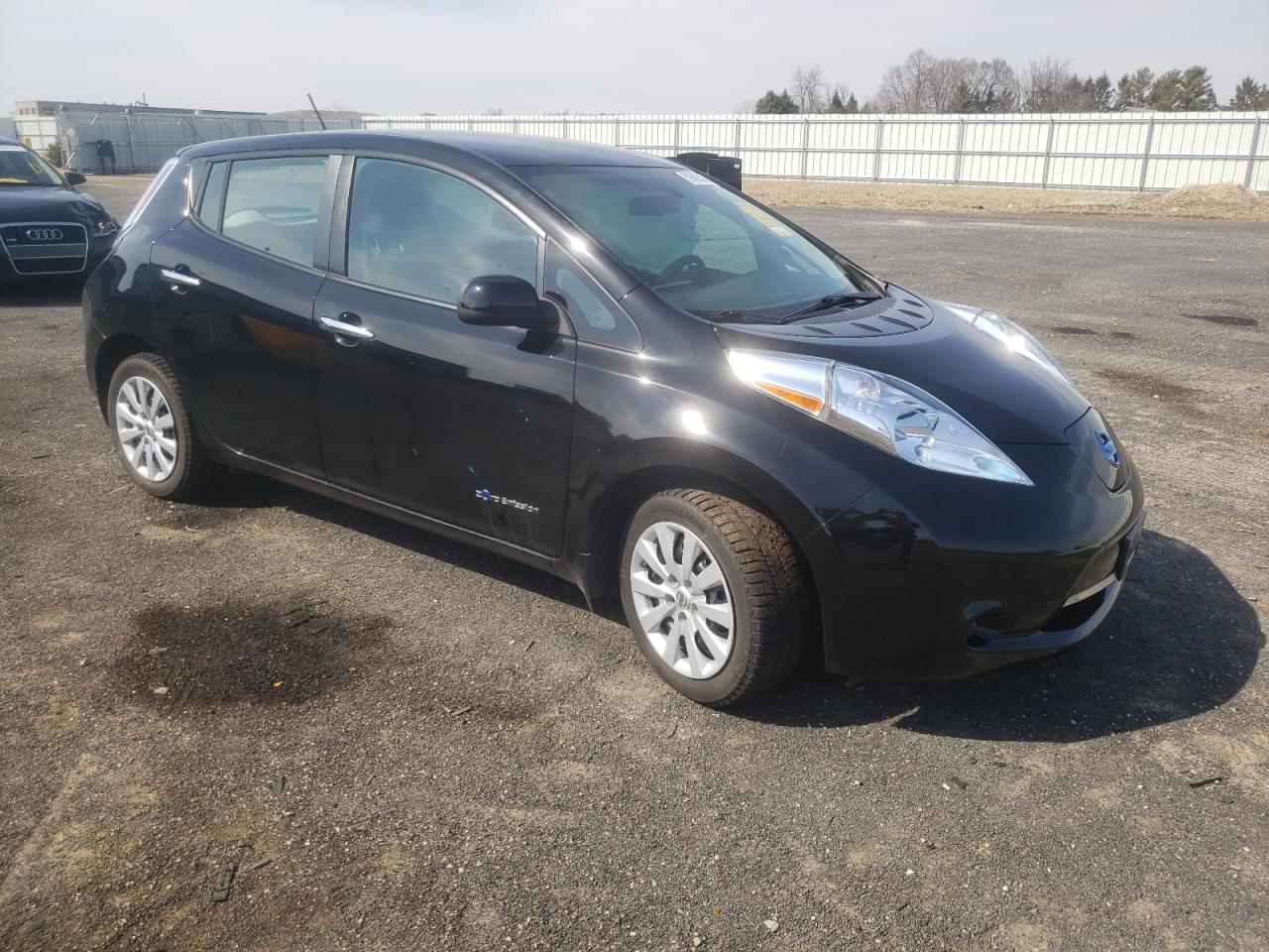 NISSAN LEAF S 2015 with VIN 1N4AZ0CPXFC328378 - Photo from auction