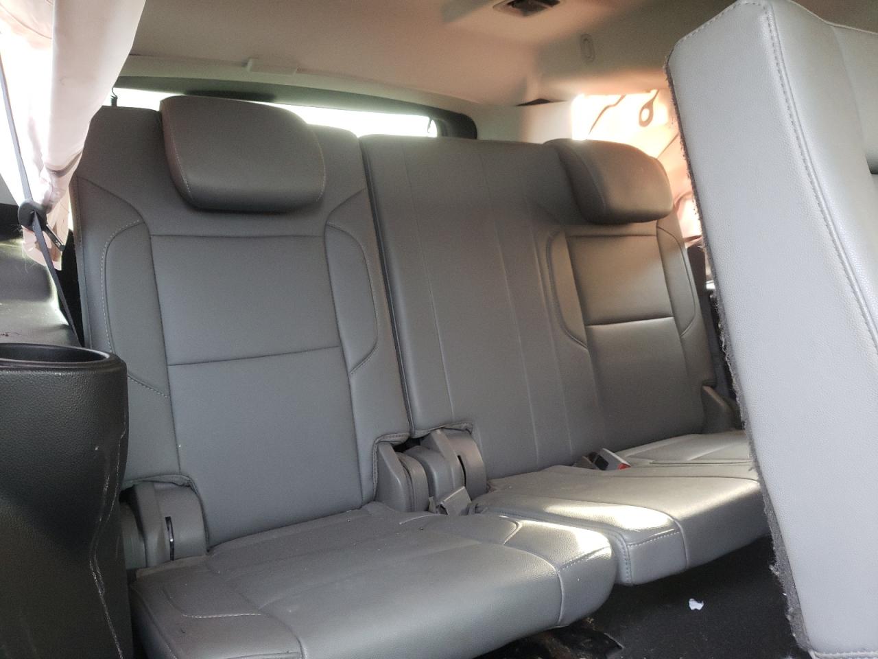 Photo 9 from auction – 2017 CHEVROLET SUBURBAN C with VIN 1GNSCHKC9HR114888