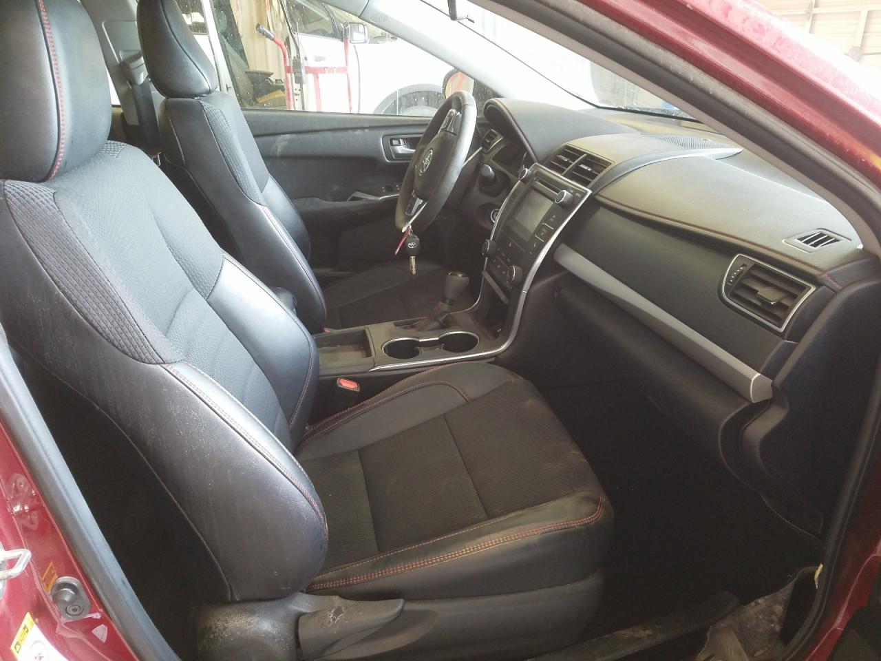 Photo 5 from auction – 2016 TOYOTA CAMRY LE with VIN 4T1BF1FK2GU534041