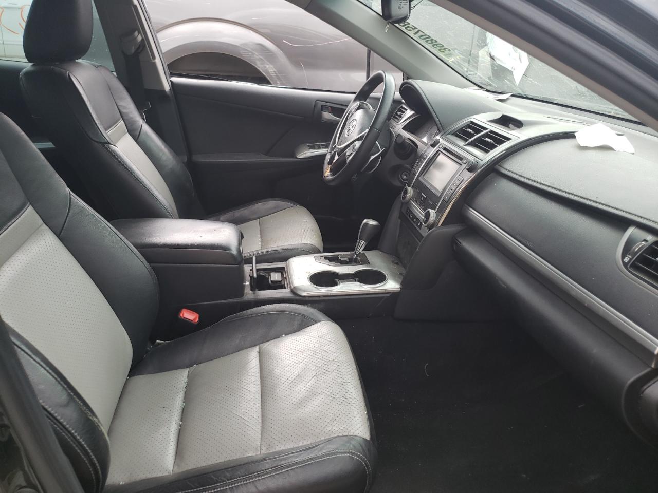 Photo 5 from auction – 2014 TOYOTA CAMRY L with VIN 4T1BF1FK4EU799038