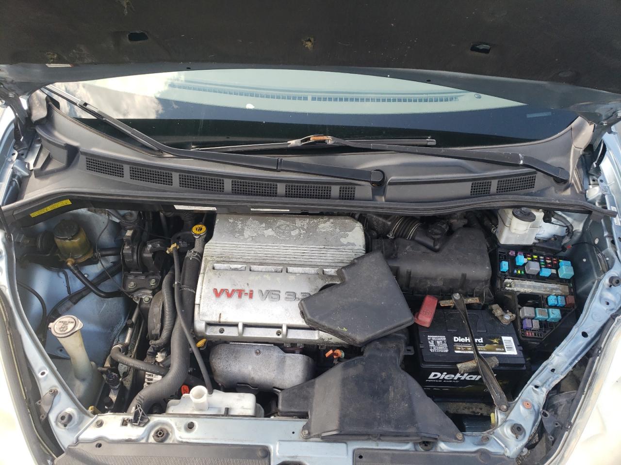 Photo 7 from auction – 2004 TOYOTA SIENNA XLE with VIN 5TDZA22C04S195639