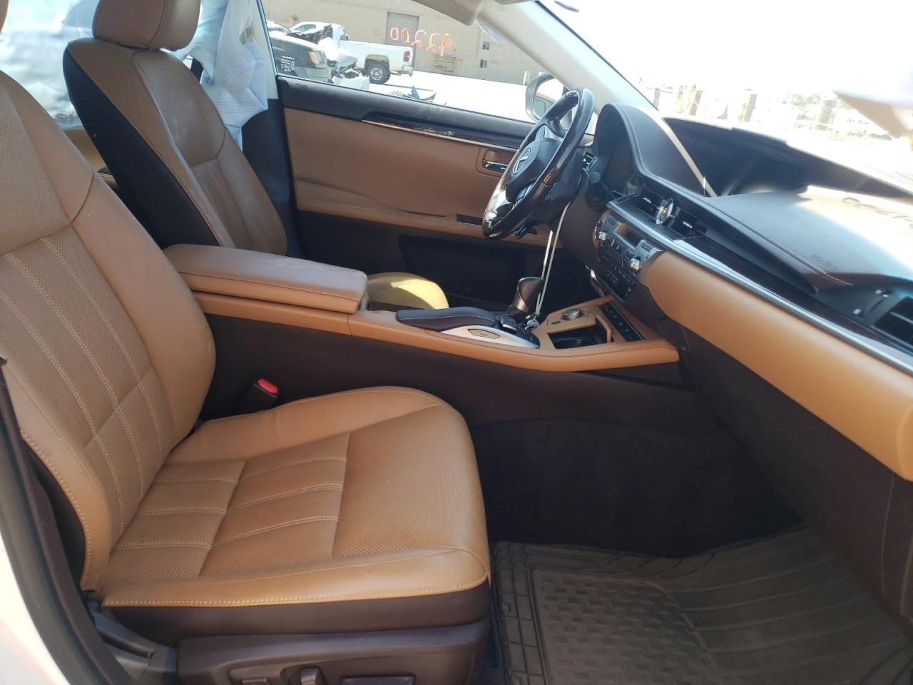Photo 5 from auction – 2016 LEXUS ES 350 with VIN JTHBK1GGXG2223185