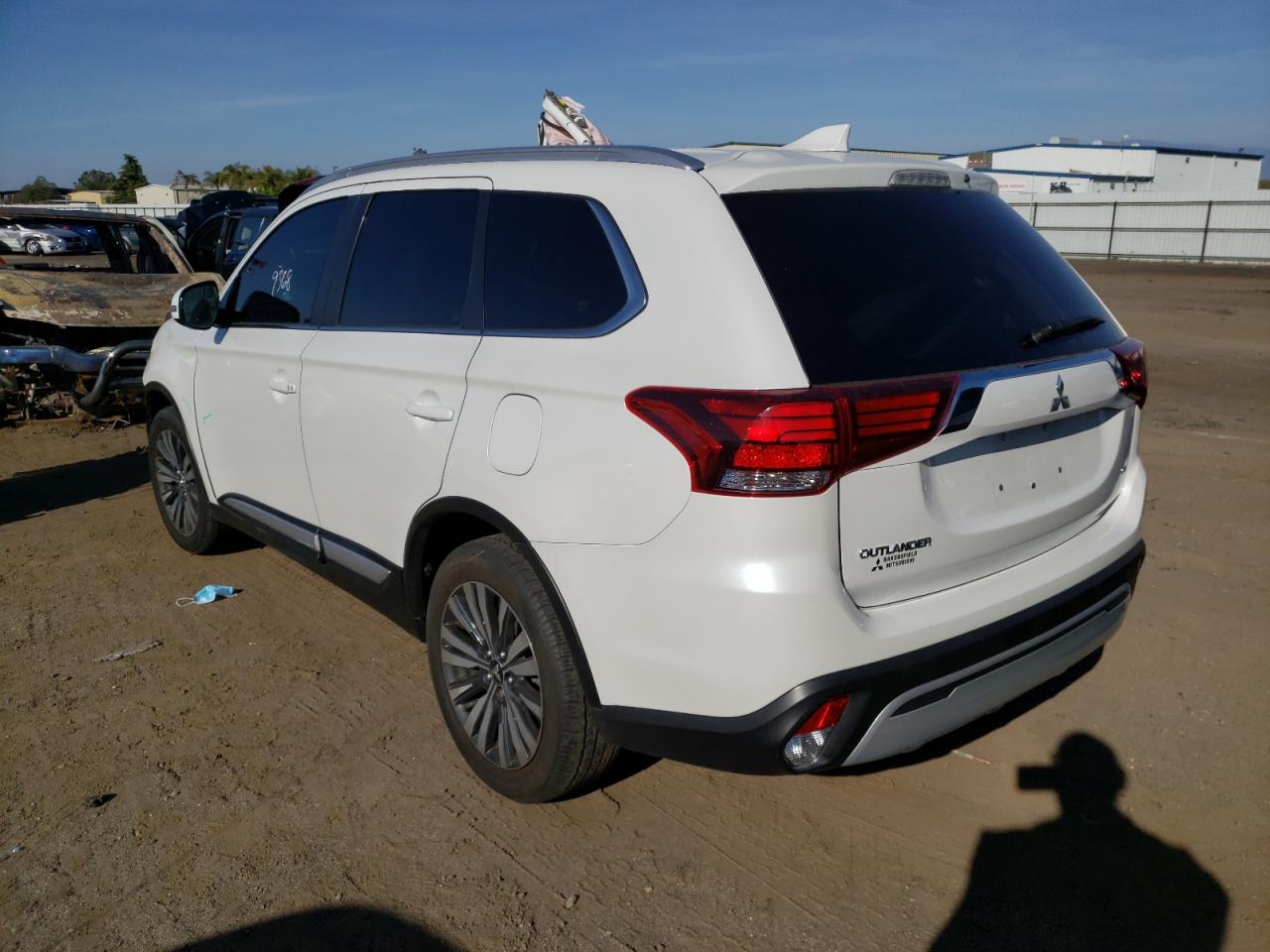 Photo 3 from auction – 2020 MITSUBISHI OUTLANDER with VIN JA4AD3A30LZ004269