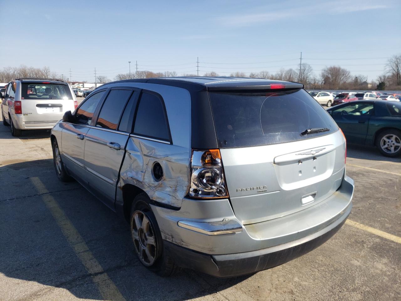 Photo 3 from auction – 2005 CHRYSLER PACIFICA with VIN 2C8GM68435R663040