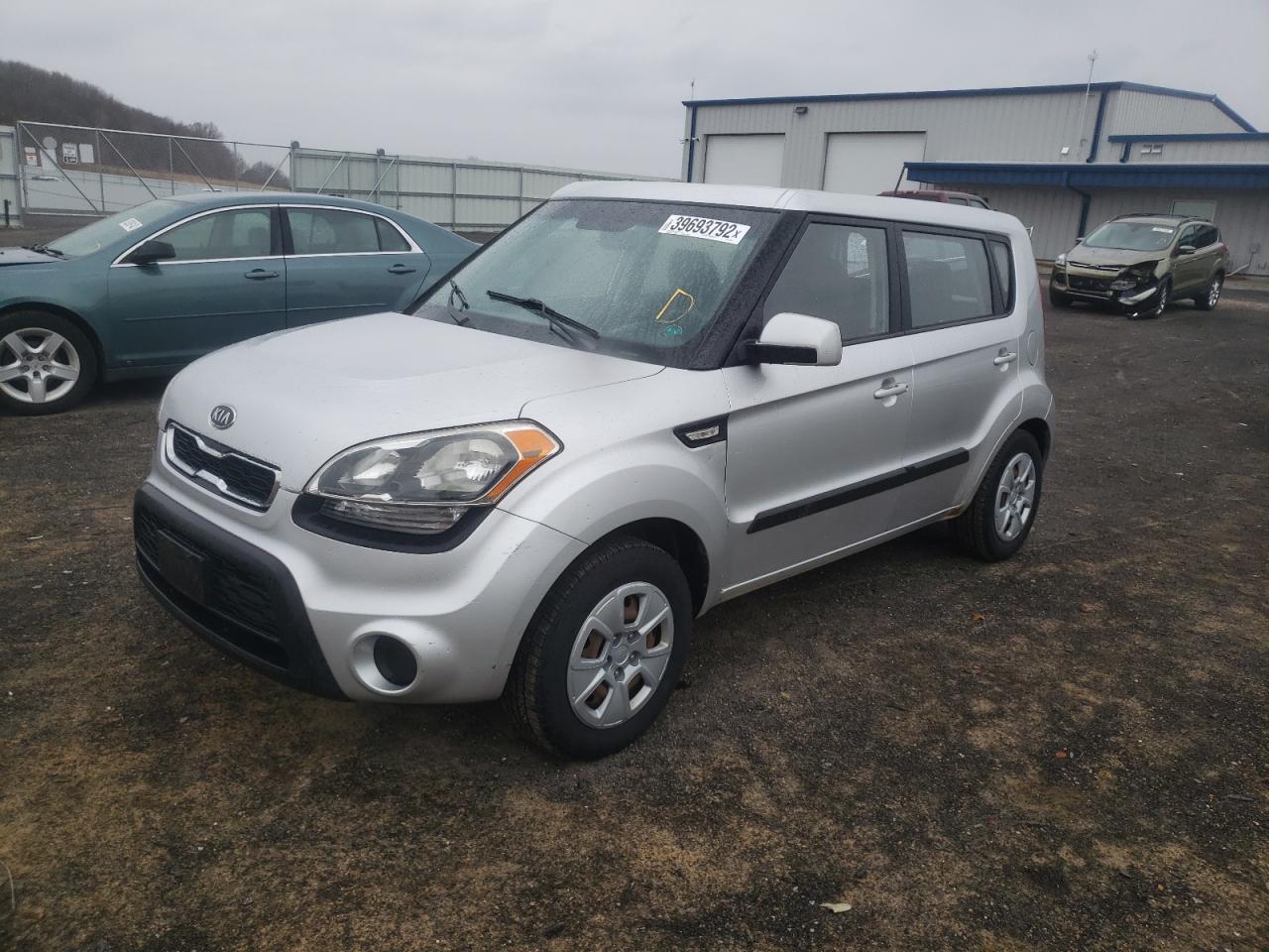 Photo 2 from auction – 2012 KIA SOUL with VIN KNDJT2A5XC7393406