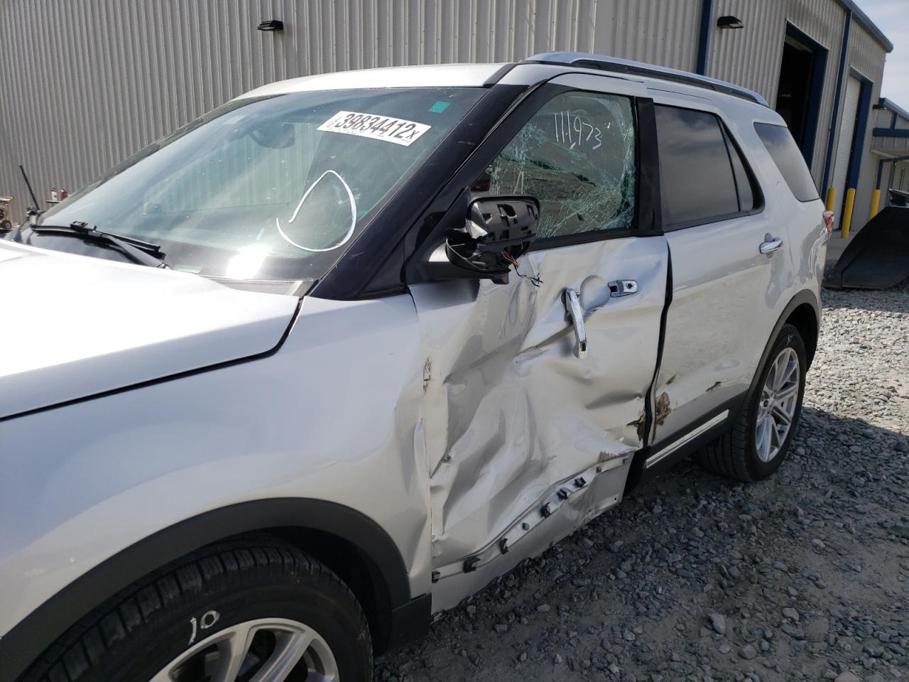 صورة رقم 9 من المزاد - 2017 FORD EXPLORER L مع VIN 1FM5K8F89HGA18247