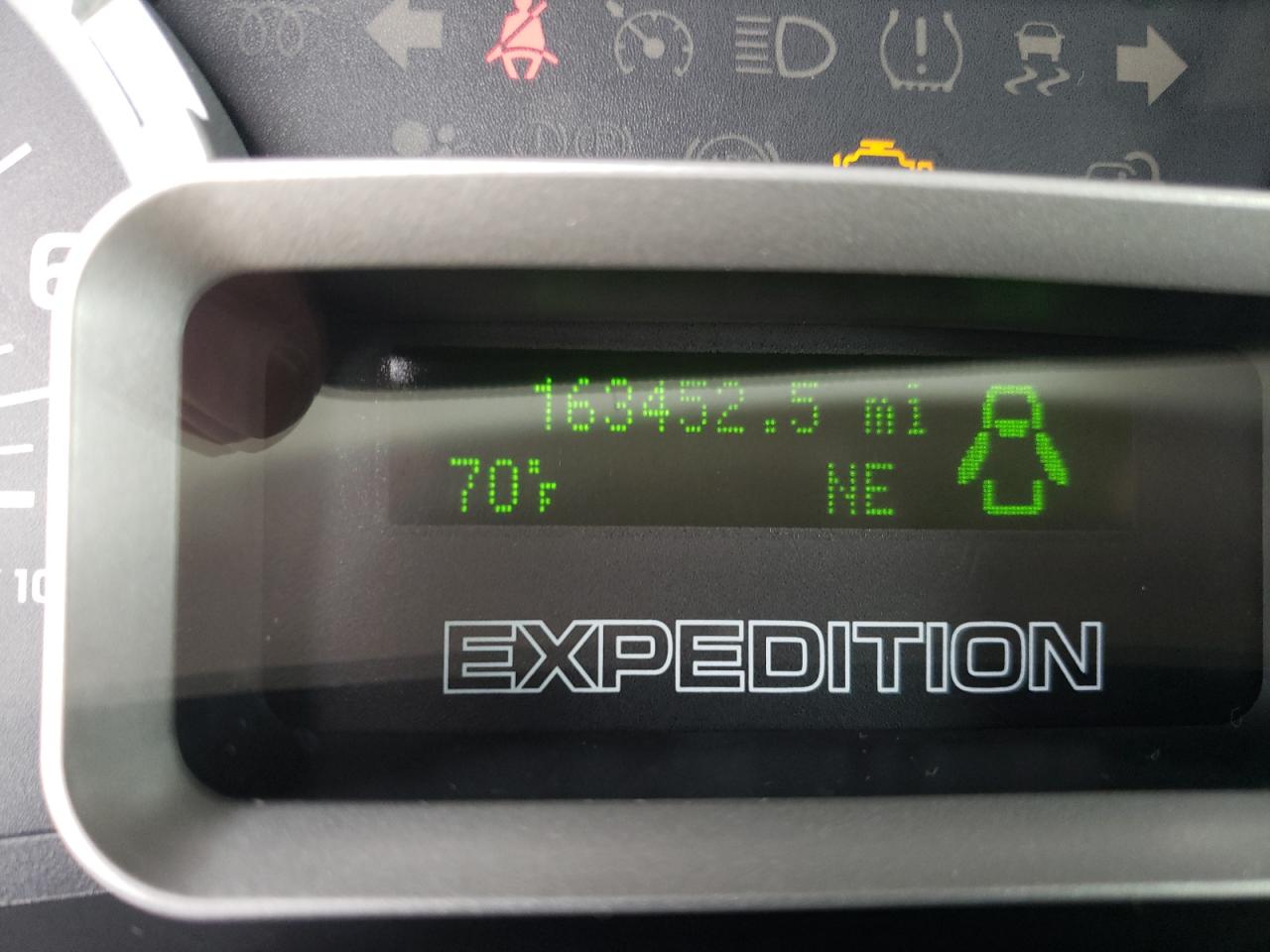 Photo 8 from auction – 2010 FORD EXPEDITION with VIN 1FMJU1G57AEB48727