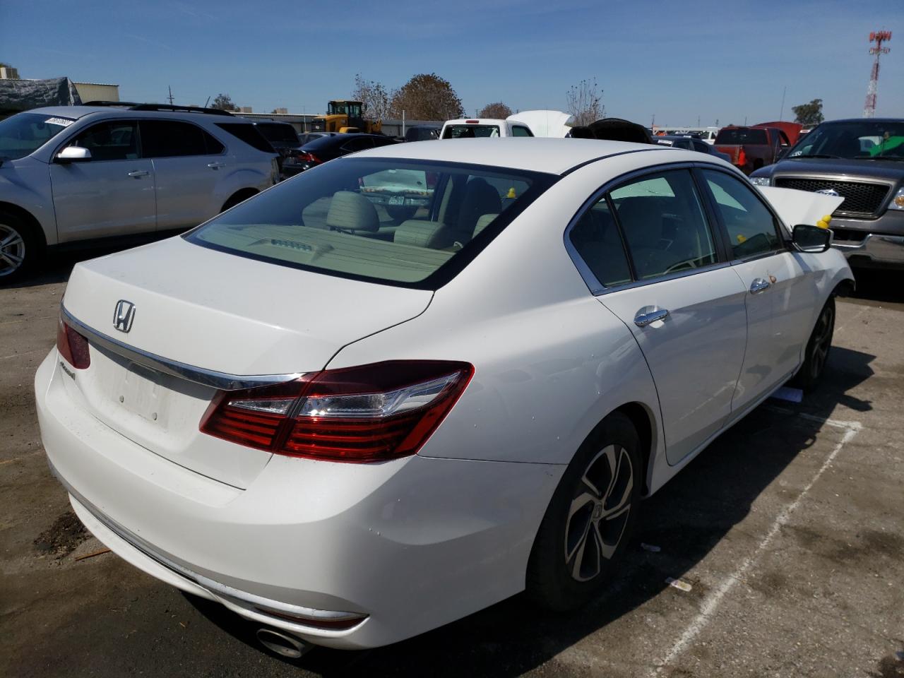 Photo 4 from auction – 2016 HONDA ACCORD LX with VIN 1HGCR2F39GA106937