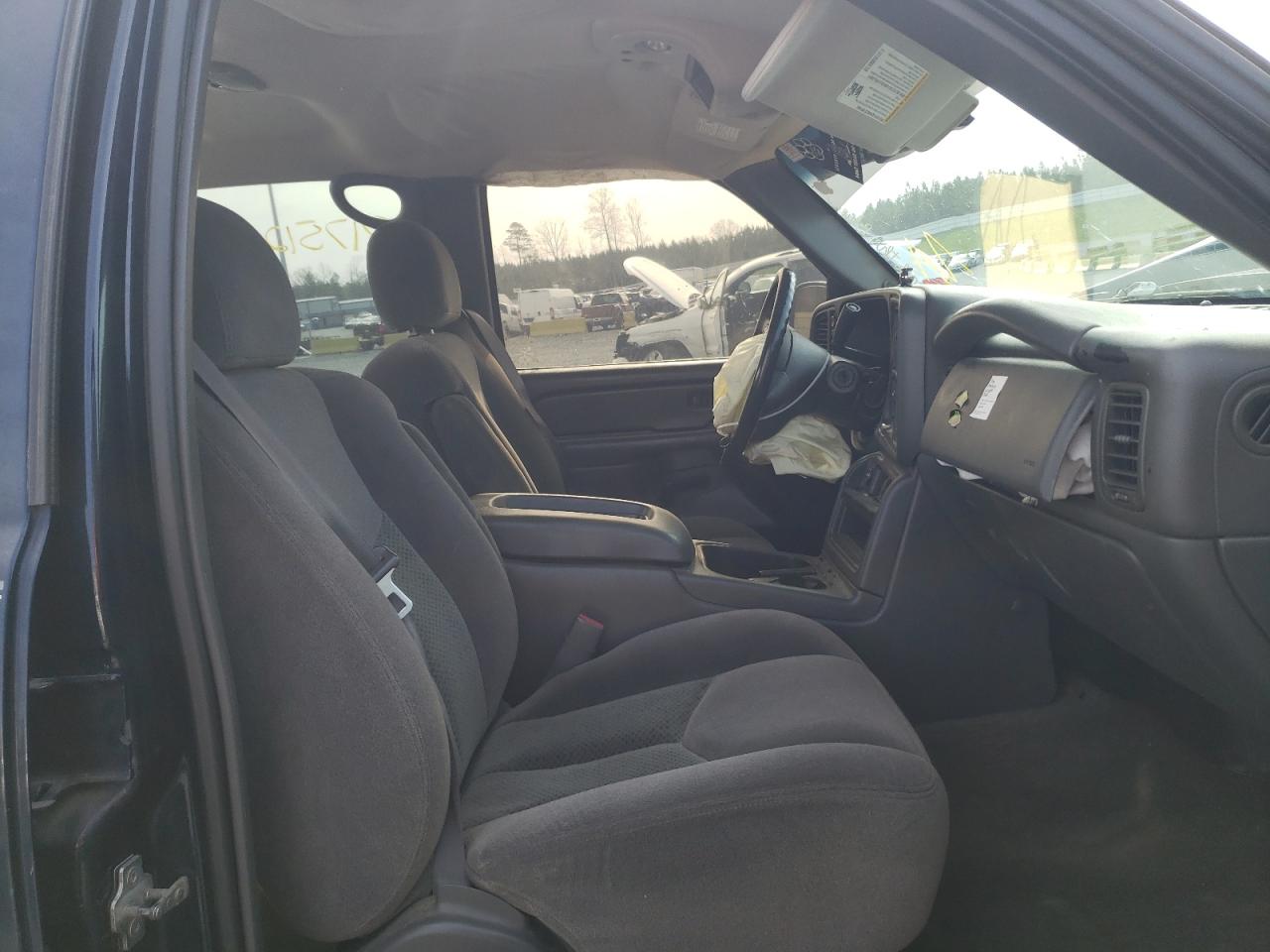 Foto 5 de la subasta – 2005 CHEVROLET SILVERADO con VIN 2GCEK13T651208679