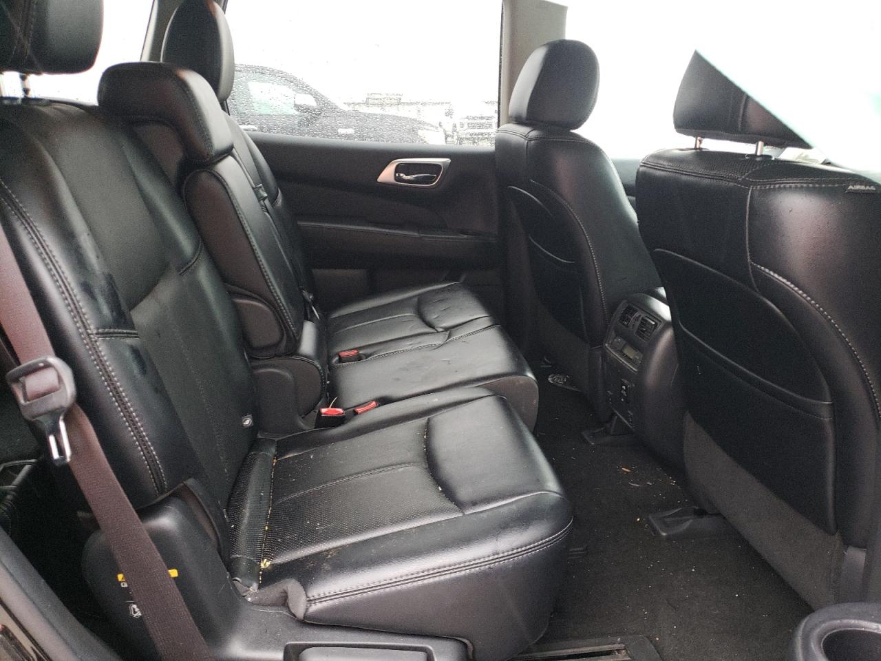 Photo 6 from auction – 2017 NISSAN PATHFINDER with VIN 5N1DR2MN5HC677558