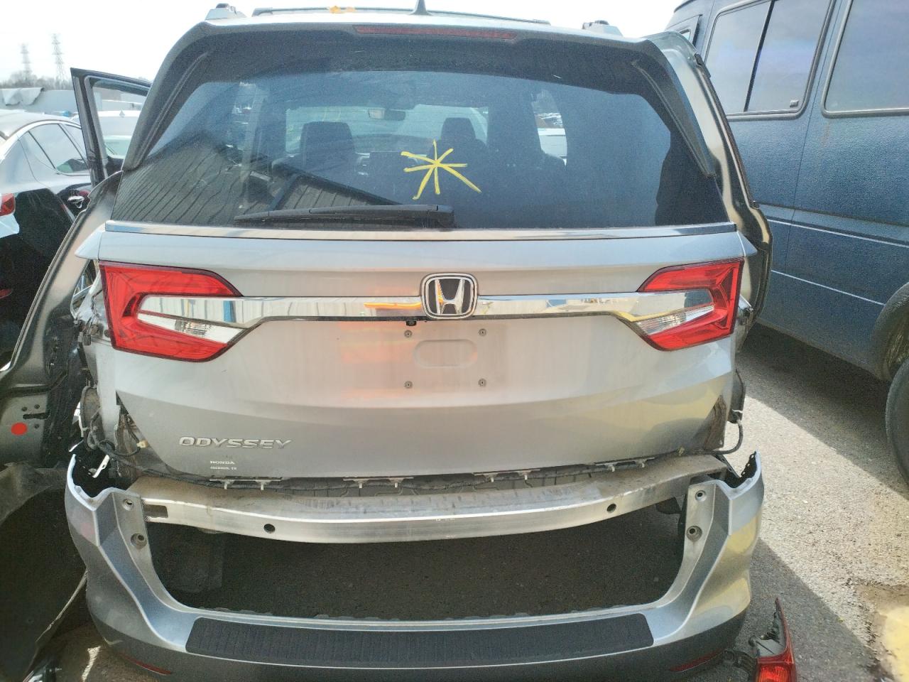 Photo 9 from auction – 2018 HONDA ODYSSEY EX with VIN 5FNRL6H75JB048972