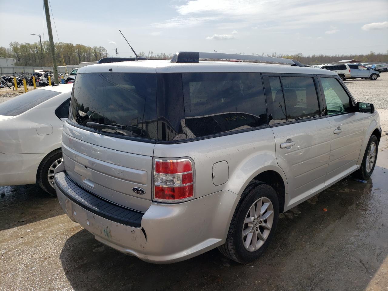 Photo 4 from auction – 2017 FORD FLEX SE with VIN 2FMGK5B83HBA08348