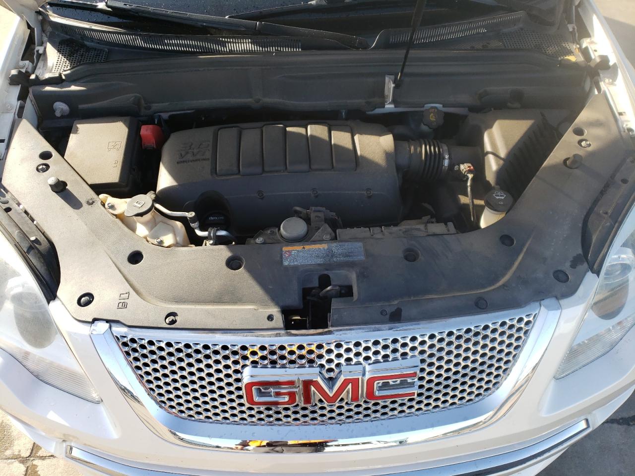 Photo 7 from auction – 2012 GMC ACADIA DEN with VIN 1GKKRTED1CJ383736