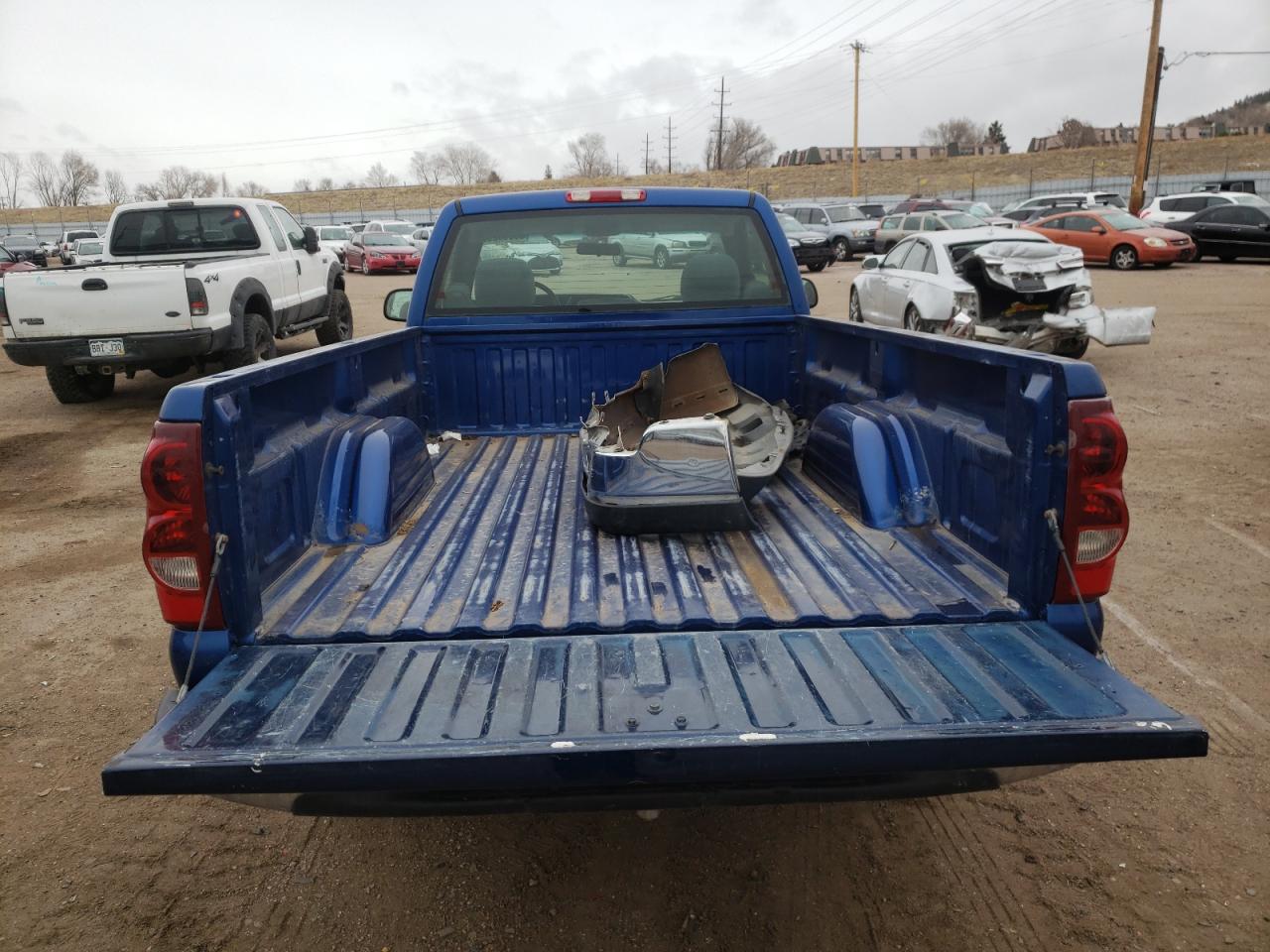 Photo 6 from auction – 2003 CHEVROLET SILVERADO with VIN 1GCEC14V63Z140966