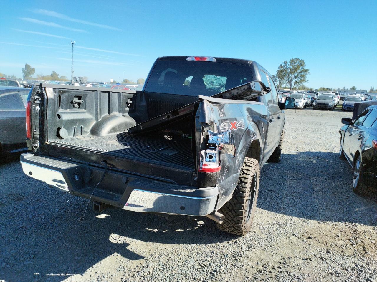 Photo 4 from auction – 2015 FORD F150 SUPER with VIN 1FTEW1EF5FKE75812