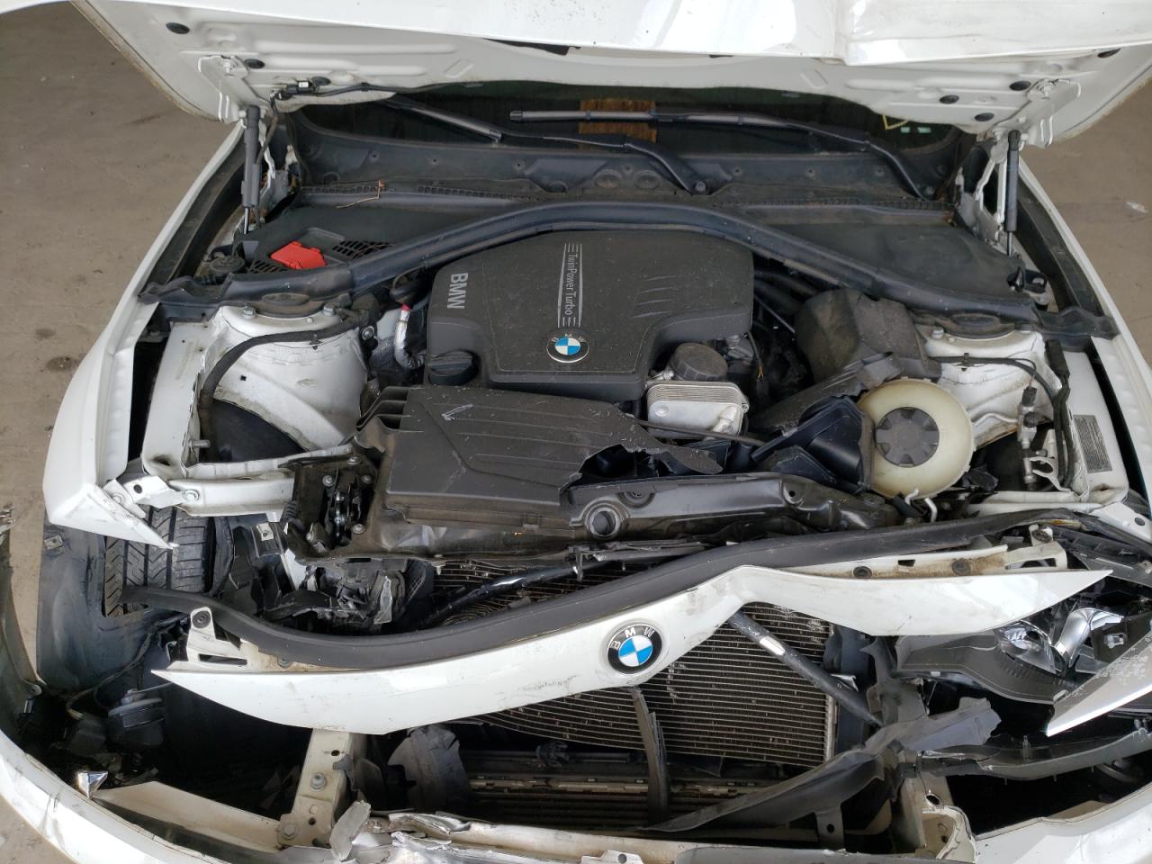 Photo 7 from auction – 2014 BMW 320 I with VIN WBA3B1C52EP679320