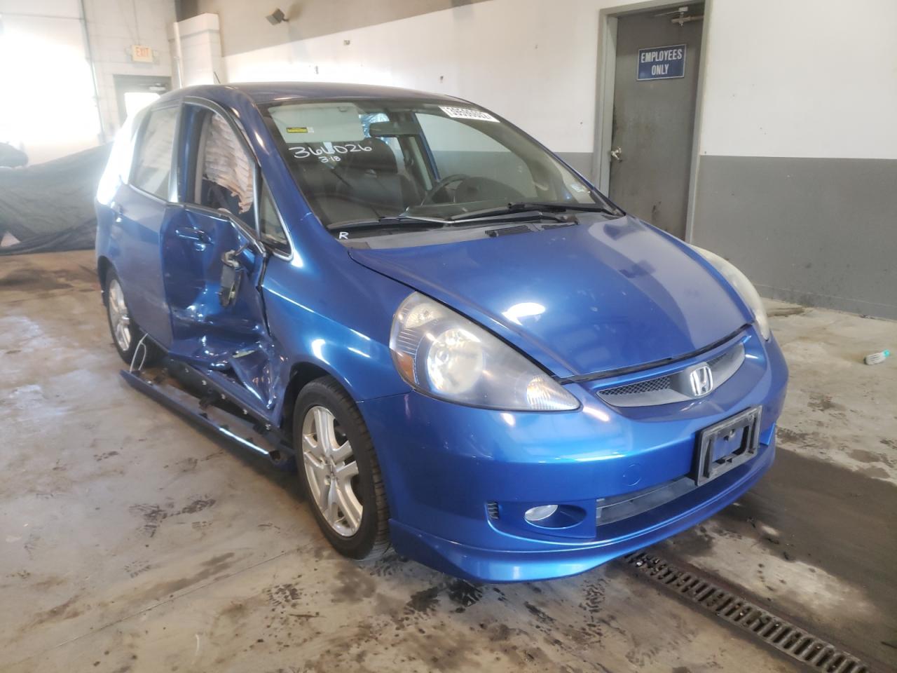 HONDA FIT 2008 with VIN JHMGD38608S013486 - Photo from auction