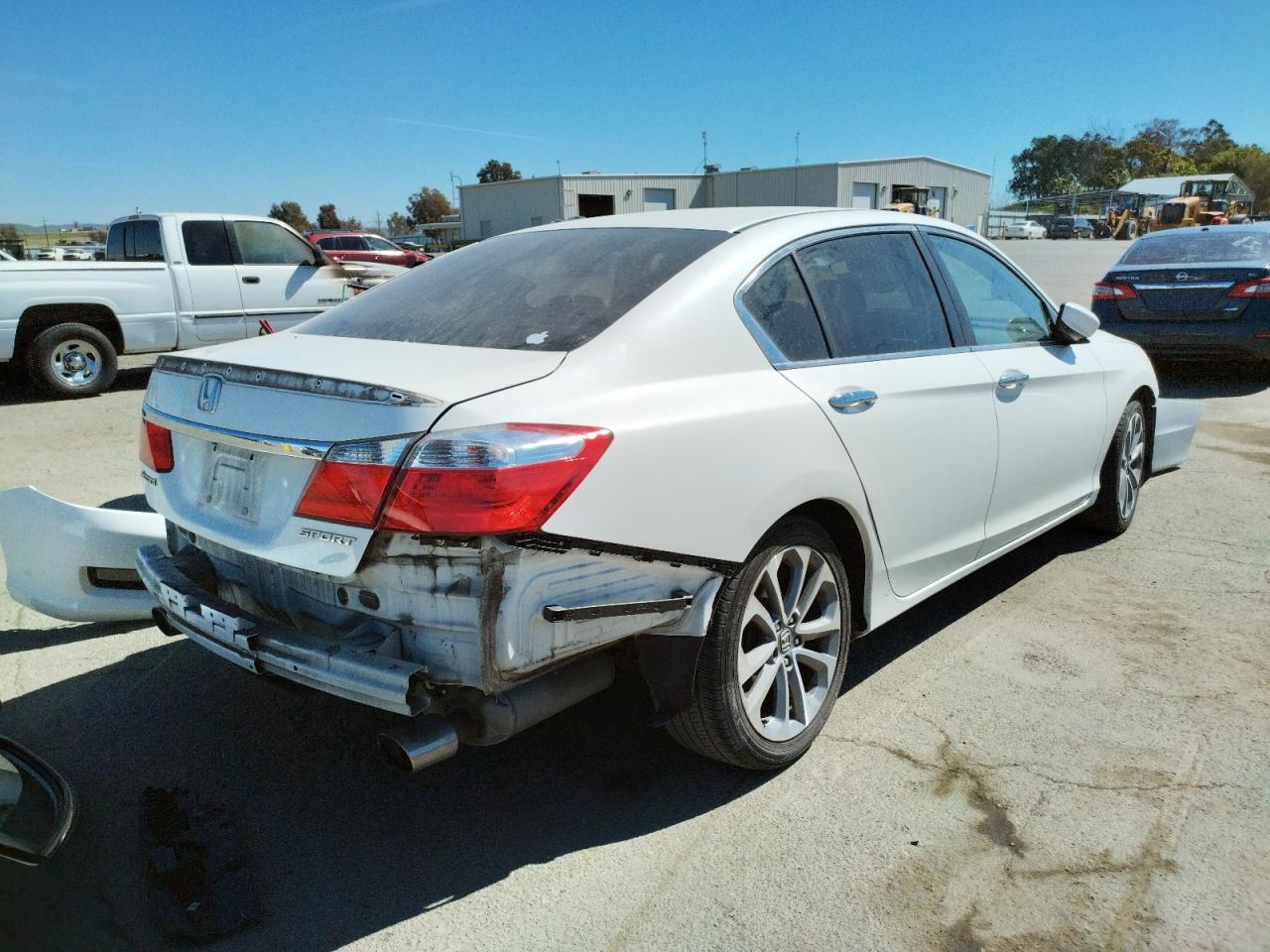 Photo 4 from auction – 2014 HONDA ACCORD SPO with VIN 1HGCR2F59EA027640