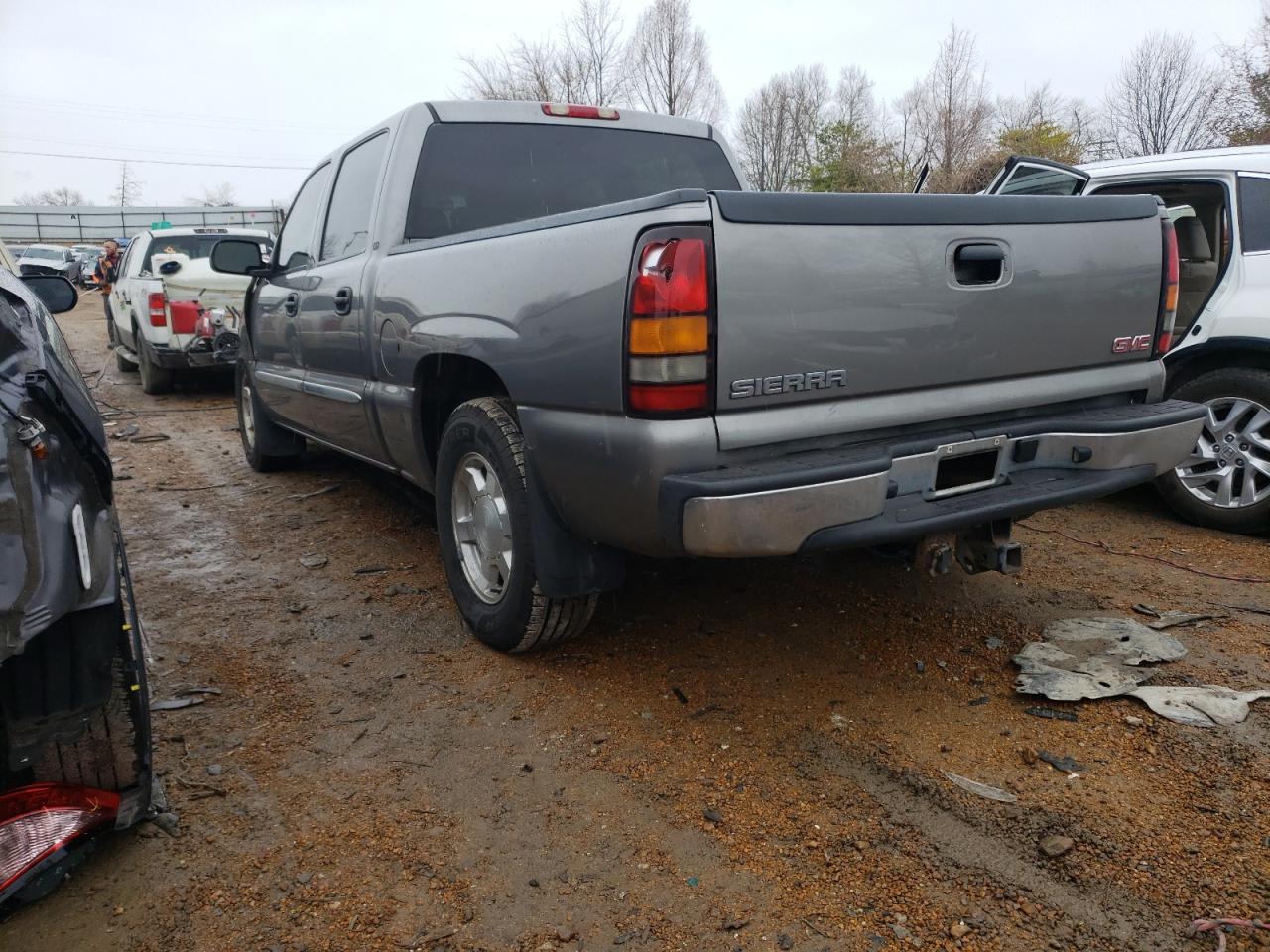 Photo 3 from auction – 2006 GMC NEW SIERRA with VIN 2GTEC13ZX61311669