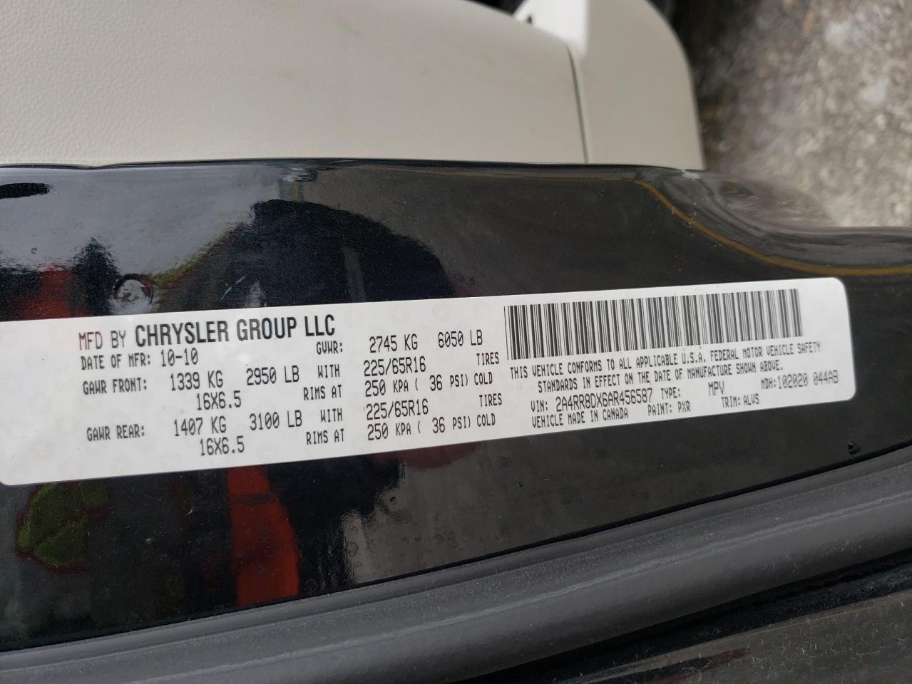 Photo 10 from auction – 2010 CHRYSLER TOWN & COU with VIN 2A4RR8DX6AR456587