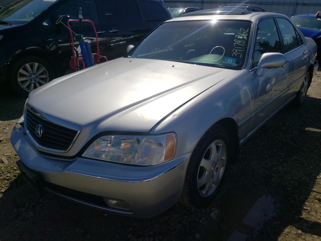 صورة رقم 2 من المزاد - 2002 ACURA 3.5RL مع VIN JH4KA96512C010601