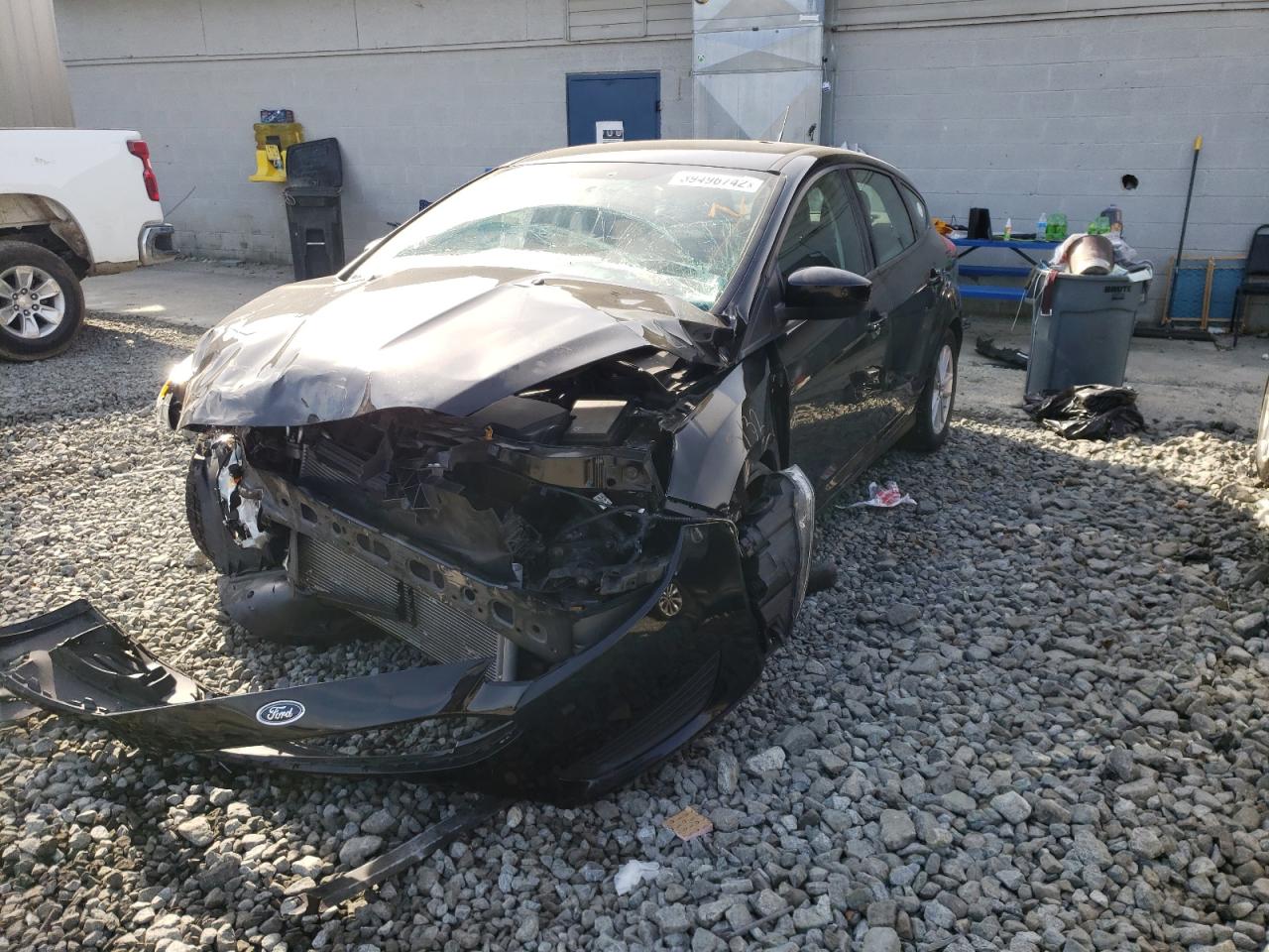 Photo 2 from auction – 2018 FORD FOCUS SE with VIN 1FADP3K27JL284584